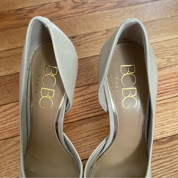 BCBG Nude Heels - Picture 4 of 8